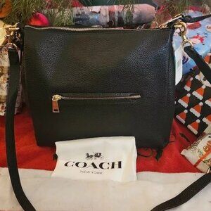Coach Sutton Pebble Leather Hobo Shoulder Bag - Gold/Black (35593)